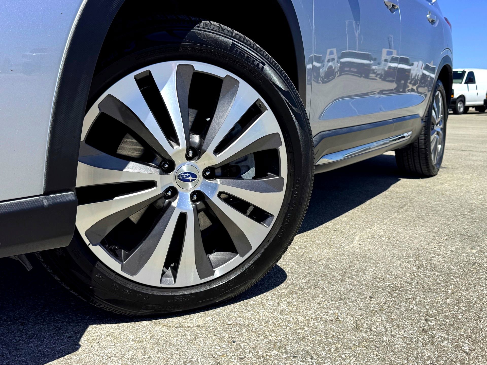 Used 2019 Subaru Ascent Limited image 2