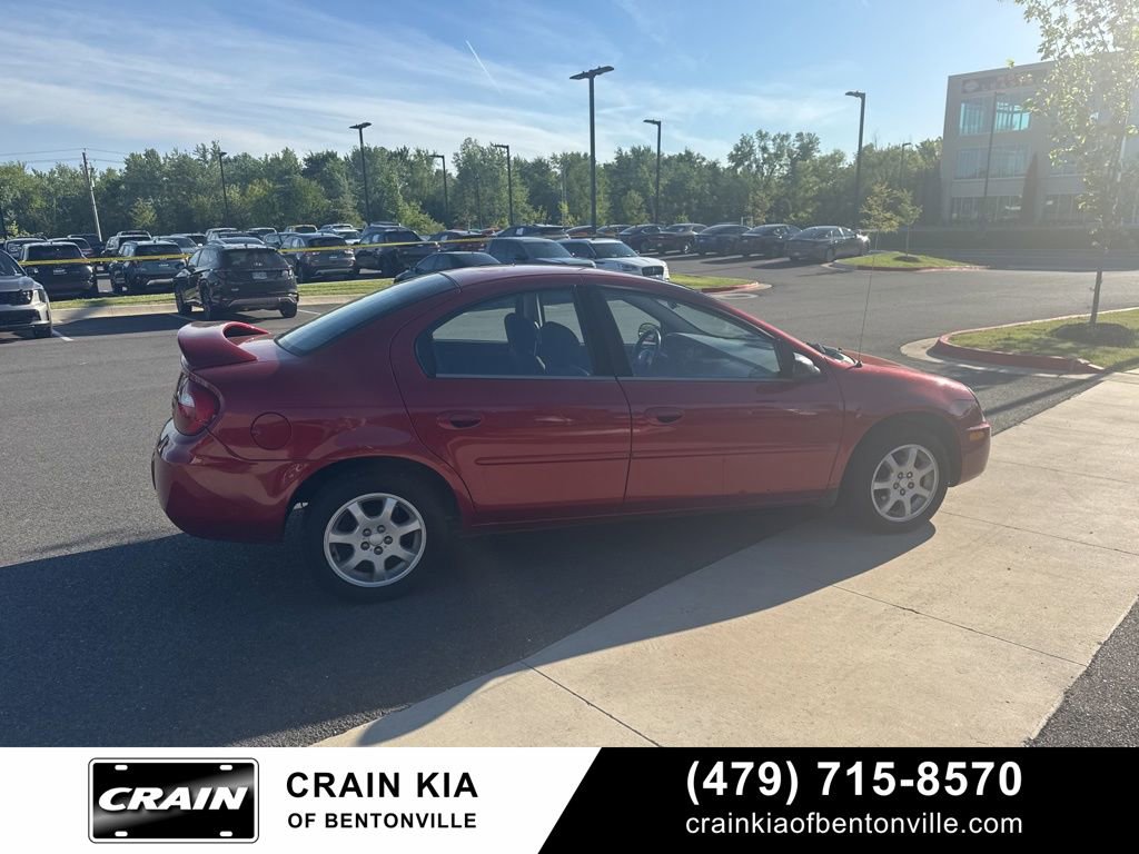 Used 2005 Dodge Neon SXT w/ Sport Appearance Group image 4