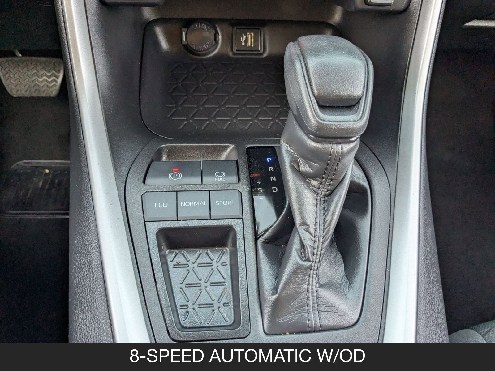 Used 2023 Toyota RAV4 XLE image 15