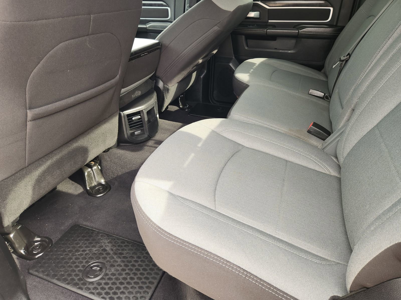 Used 2024 RAM 3500 Big Horn image 30