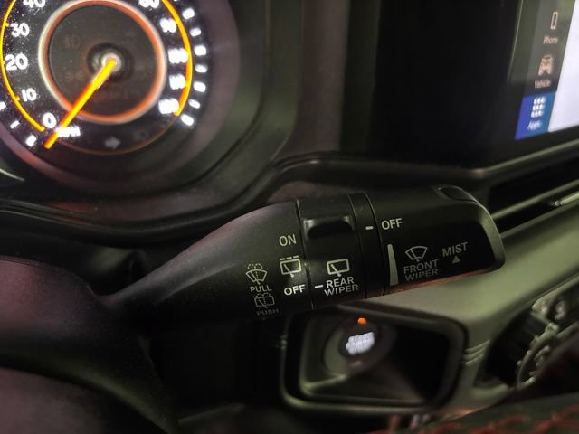 Used 2024 Jeep Wrangler Unlimited Rubicon w/ Convenience Group AWD/4WD image 22