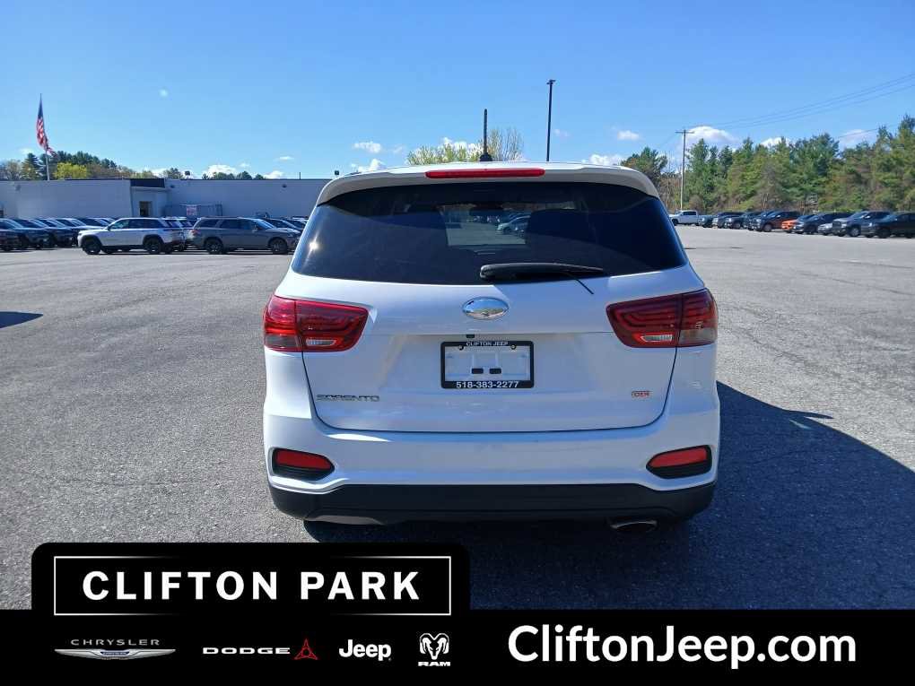 Used 2020 Kia Sorento LX AWD/4WD image 5
