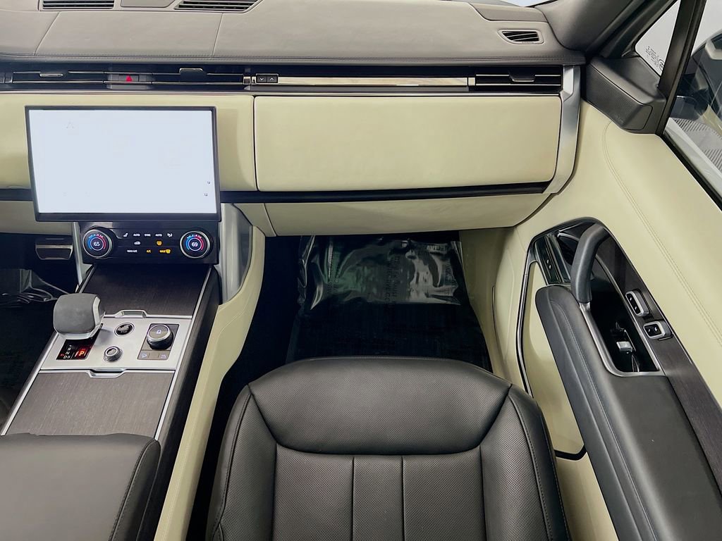 Used 2022 Land Rover Range Rover Long Wheelbase SE AWD/4WD image 25