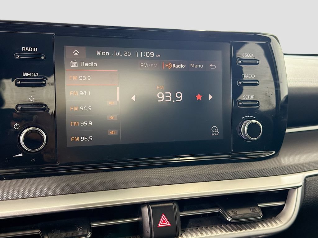 Used 2022 Kia K5 LX FWD image 15