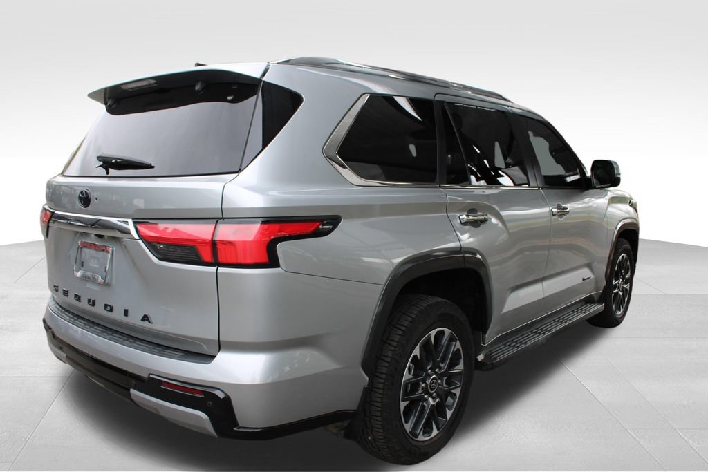 Certified 2024 Toyota Sequoia Limited AWD/4WD image 16