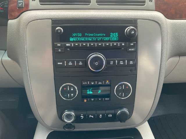Used 2014 GMC Sierra 3500 SLT w/ SLT Convenience Package AWD/4WD image 26
