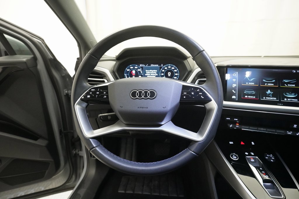 Used 2023 Audi Q4 e-tron Premium w/ Convenience Package image 21