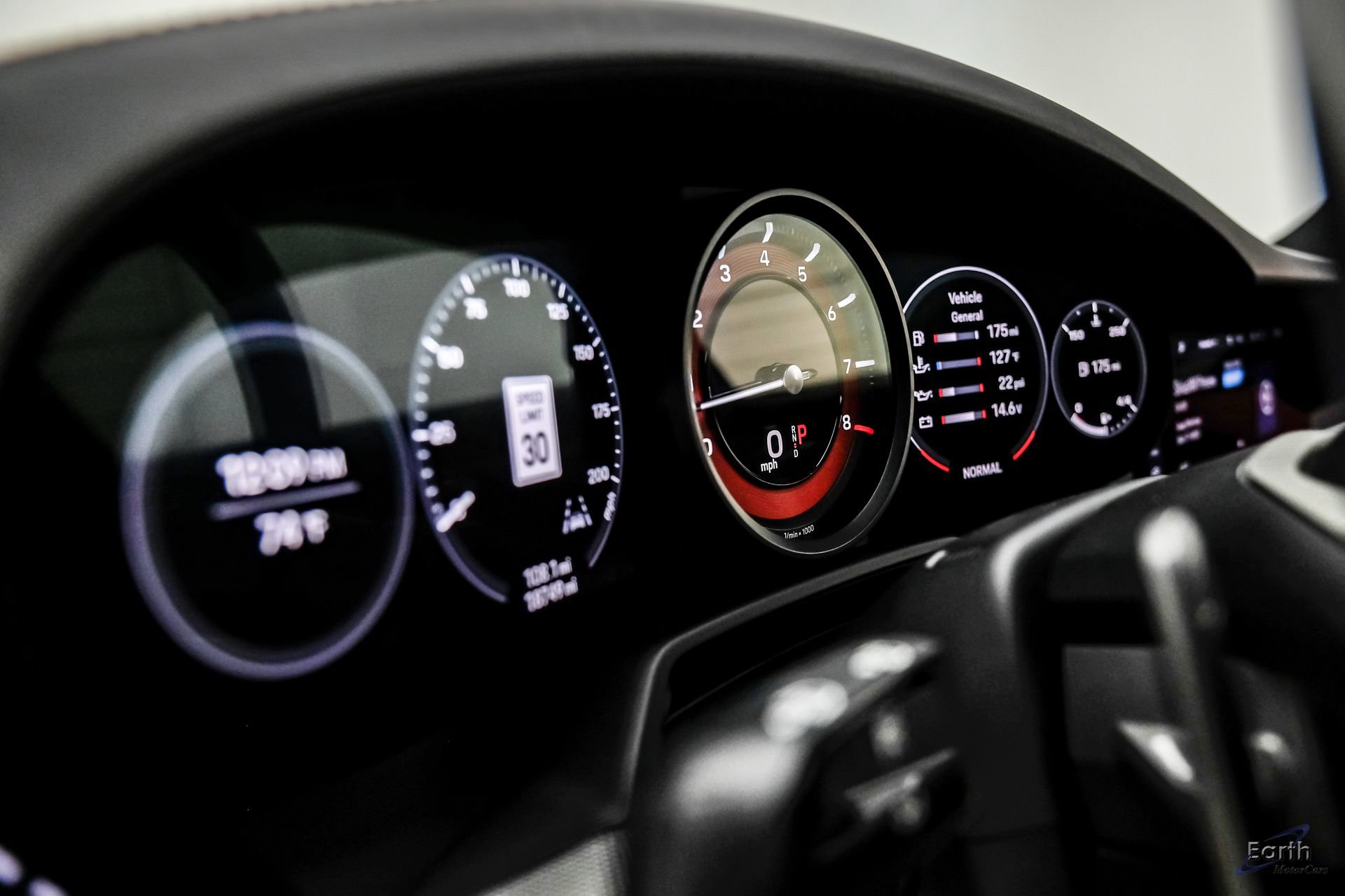 Used 2020 Porsche 911 Carrera RWD image 38