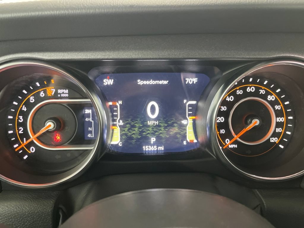 Used 2023 Jeep Gladiator Mojave w/ Cold Weather Group AWD/4WD image 8