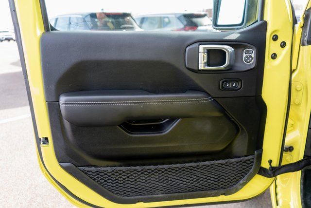 Used 2023 Jeep Gladiator Overland w/ Popular Equipment Package image 17