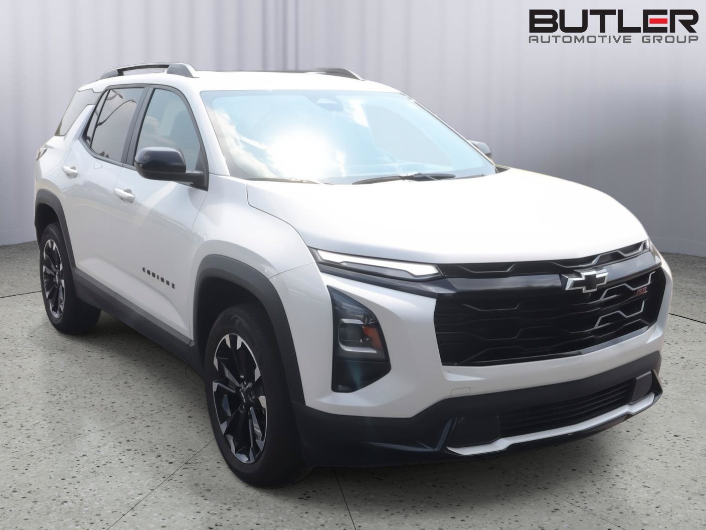 Used 2025 Chevrolet Equinox RS FWD image 9