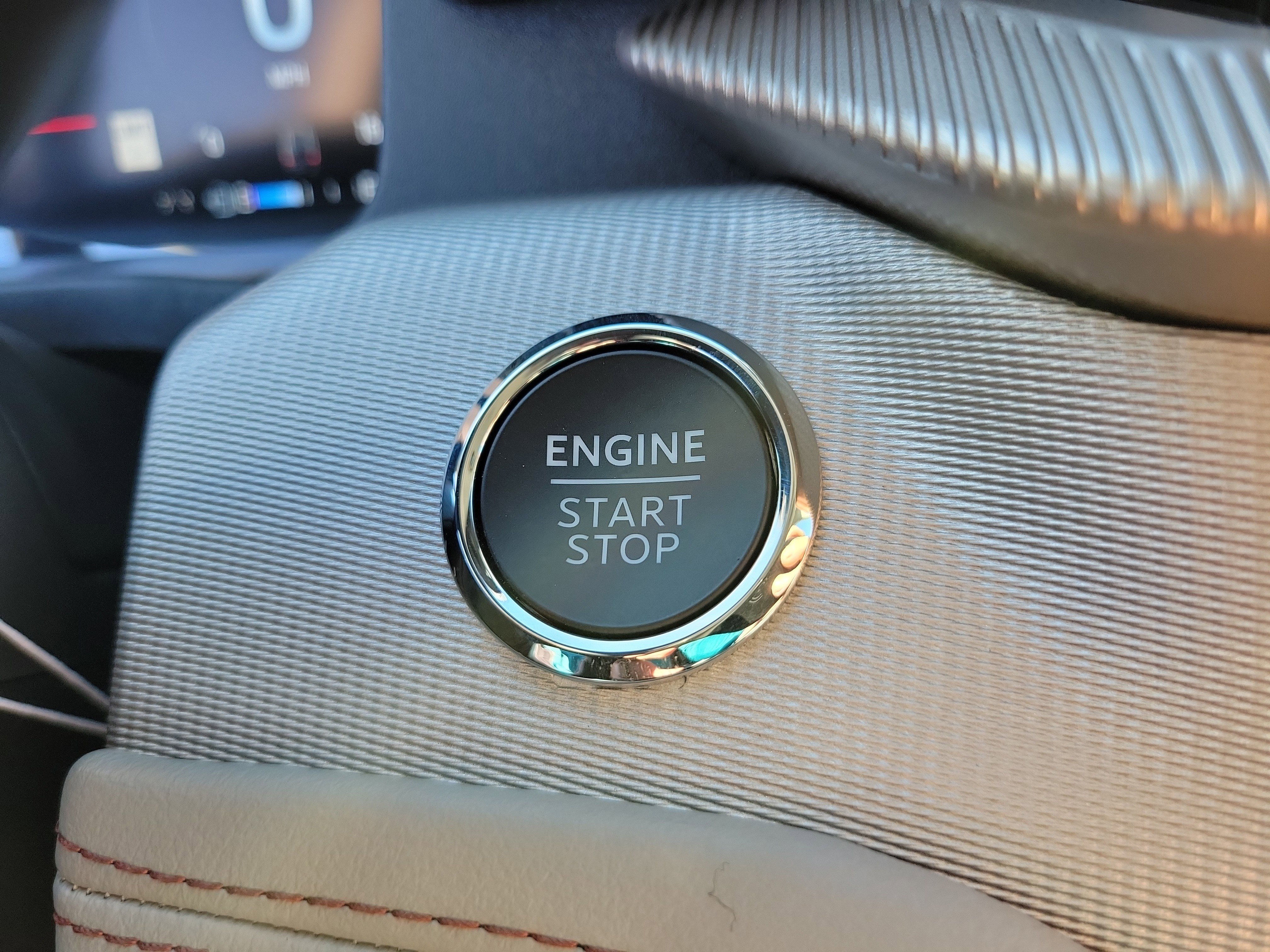 New 2026 Ford Explorer Active w/ Active Comfort Package image 27