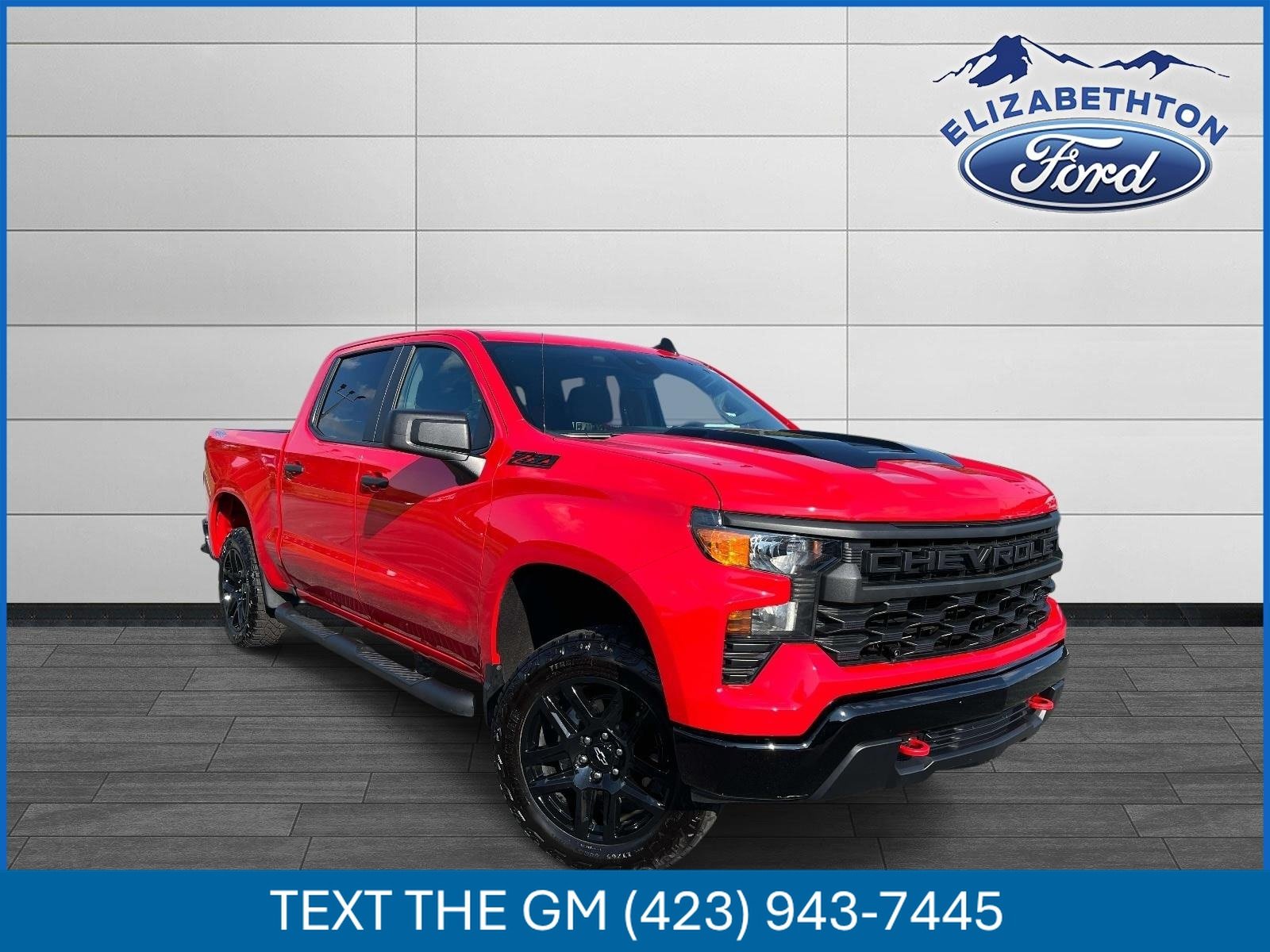 Used 2026 Chevrolet Silverado 1500 Custom Trail Boss w/ LPO, Dark Essentials Package AWD/4WD image 1