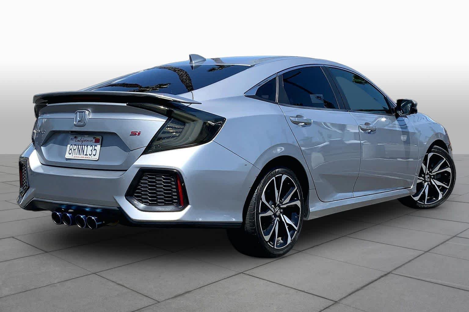 Used 2018 Honda Civic Si image 12