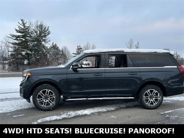 New 2025 Ford Expedition Max Active image 3