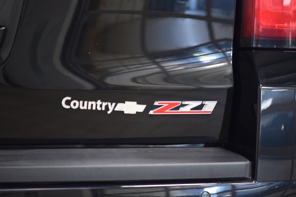 Used 2019 Chevrolet Tahoe LT w/ Z71 Midnight Edition AWD/4WD image 24