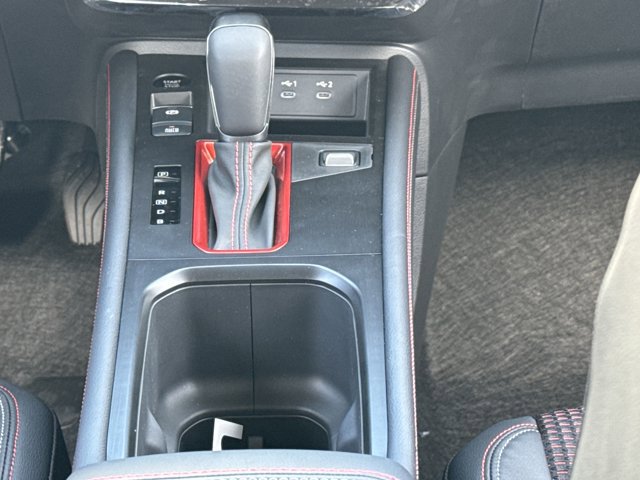 New 2025 Nissan Kicks SR image 33