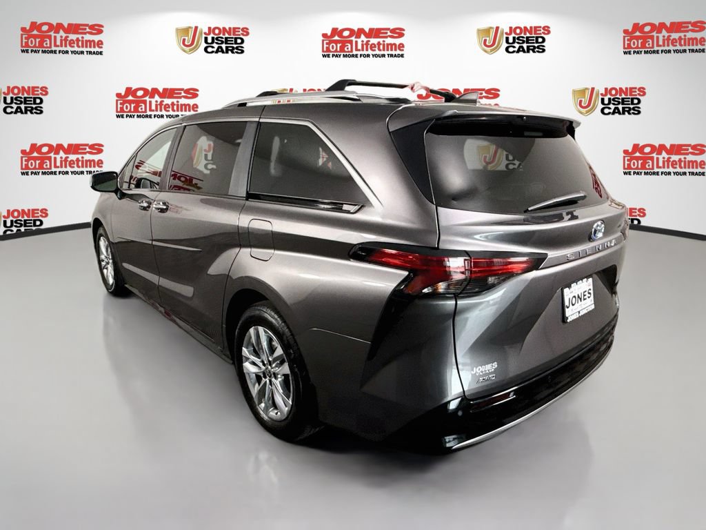 Certified 2024 Toyota Sienna Limited AWD/4WD image 2