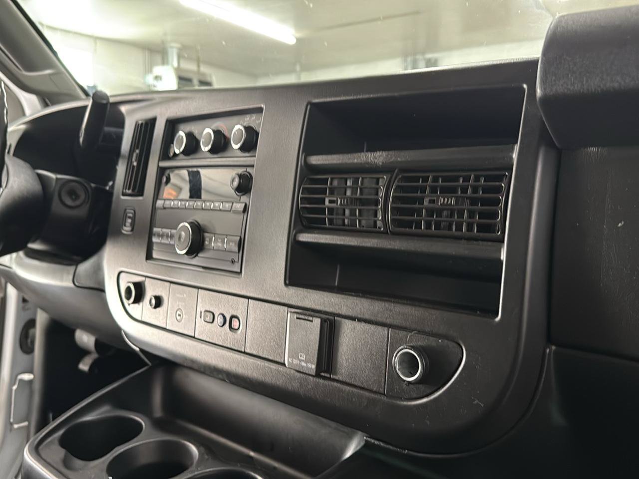 Used 2021 Chevrolet Express 2500 Extended w/ Driver Convenience Package RWD image 44