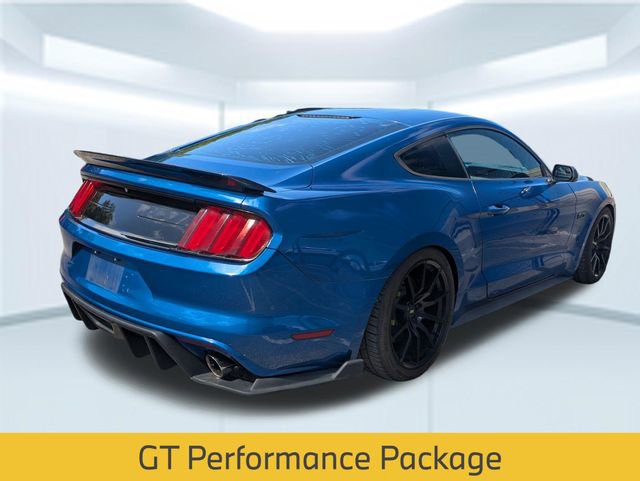 Used 2017 Ford Mustang GT w/ GT Performance Package RWD image 4