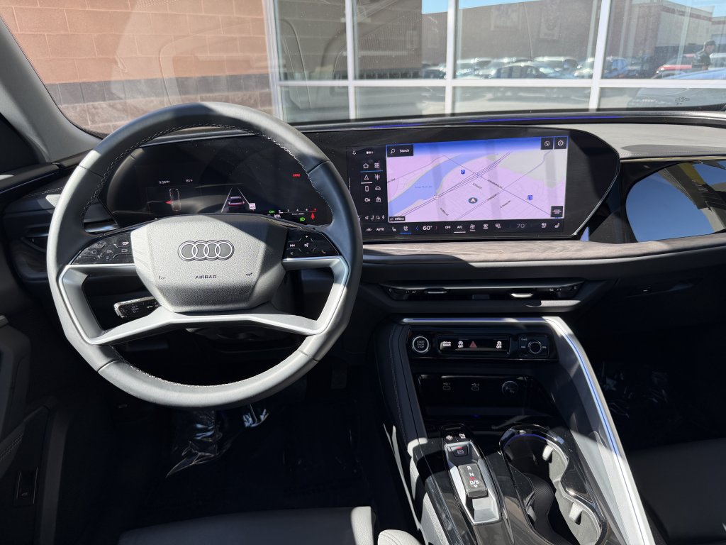 Used 2025 Audi Q5 Premium Plus w/ Premium Plus AWD/4WD image 16