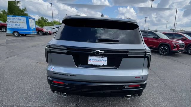 New 2026 Chevrolet Traverse RS w/ LPO, Floor Liner Package AWD/4WD image 9