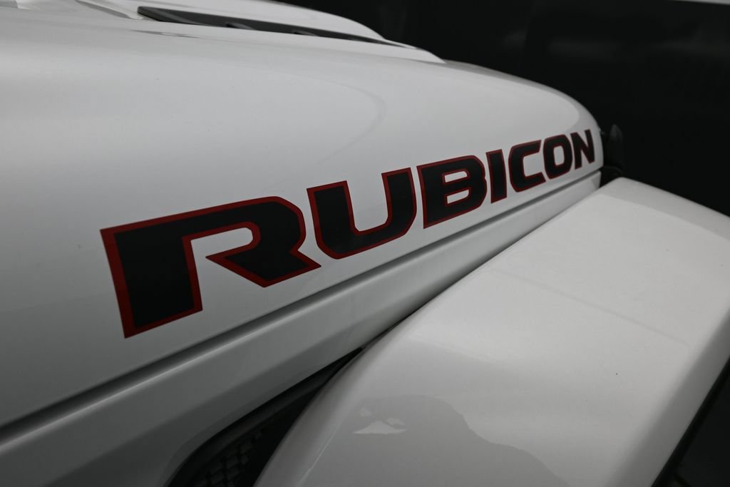 Used 2023 Jeep Wrangler Unlimited Rubicon w/ Cold Weather Group AWD/4WD image 15