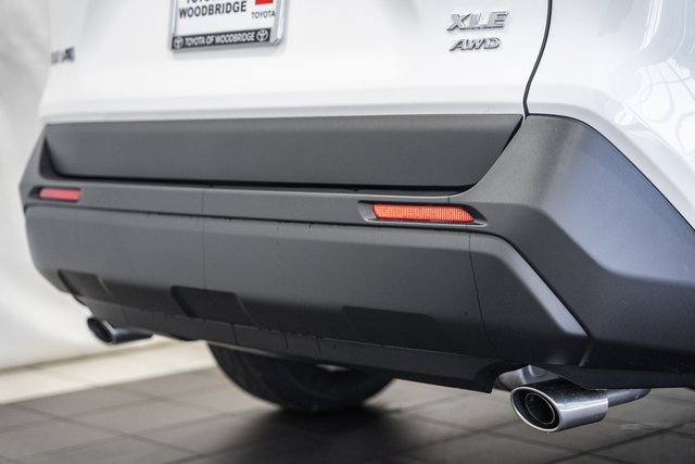 New 2025 Toyota RAV4 XLE image 8