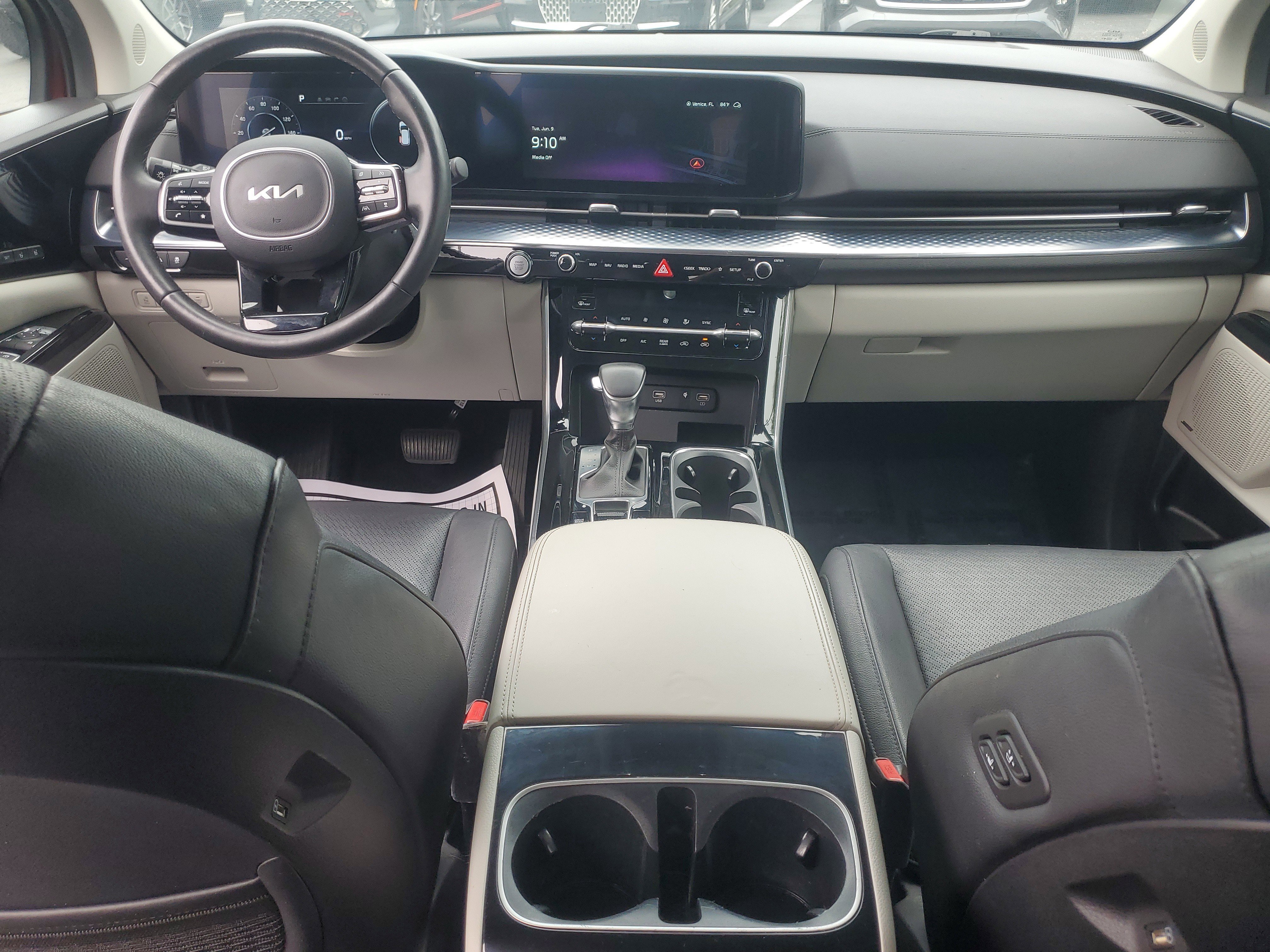 Used 2024 Kia Carnival SX Prestige FWD image 17