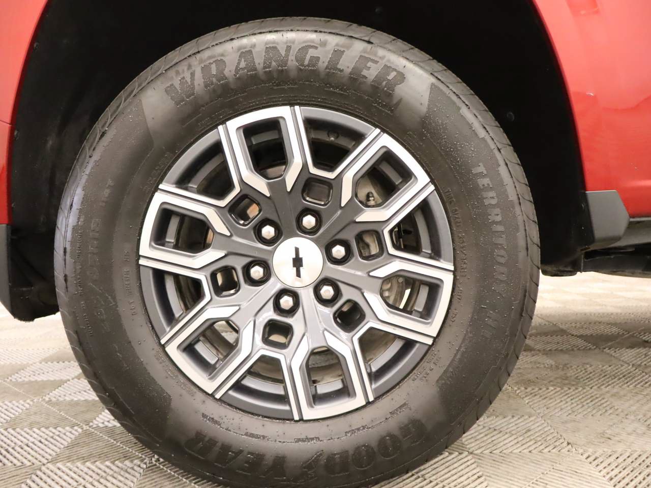 Used 2023 Chevrolet Colorado Z71 w/ Z71 Convenience Package 2 AWD/4WD image 6