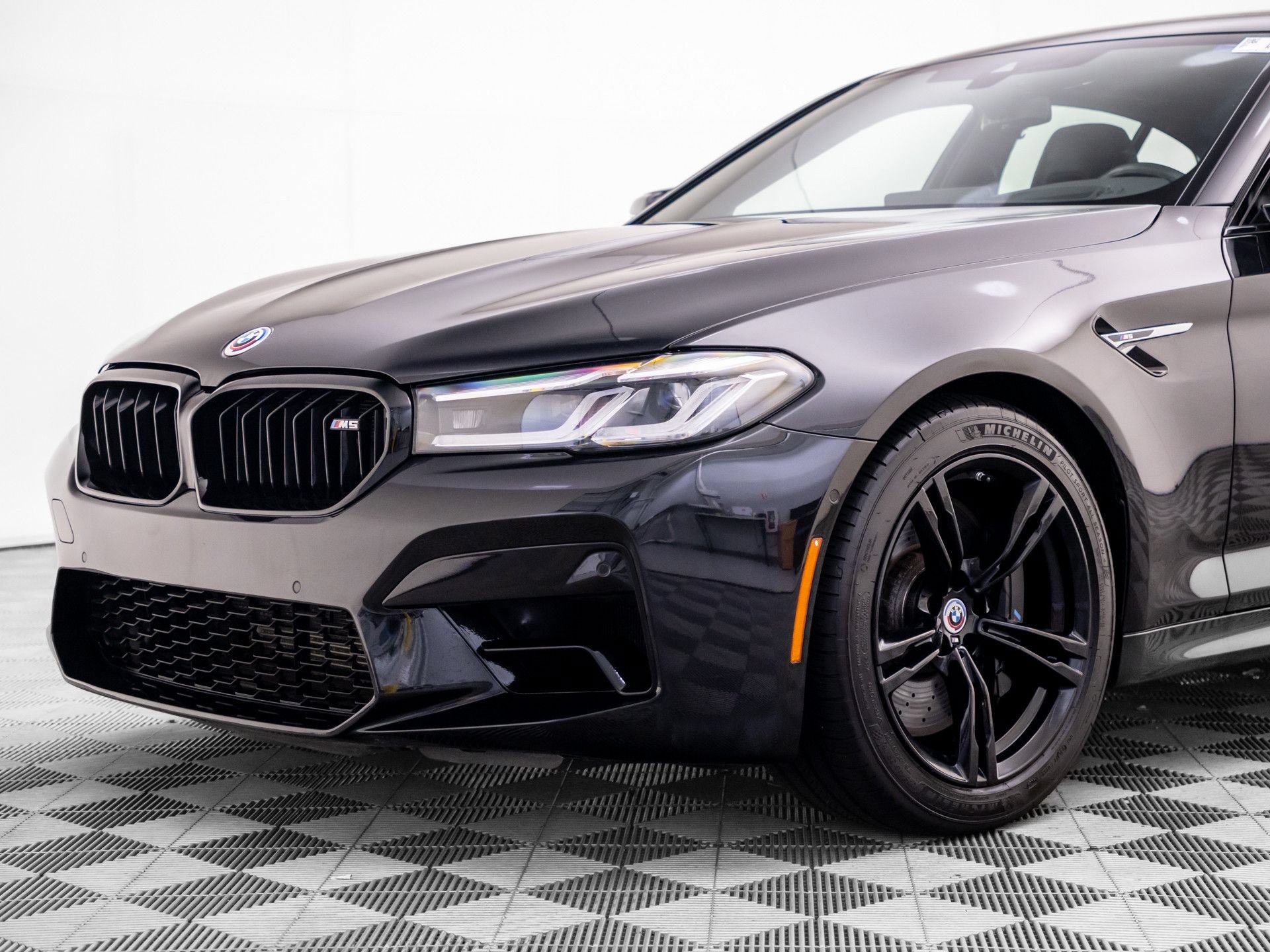 Used 2022 BMW M5 AWD/4WD image 40
