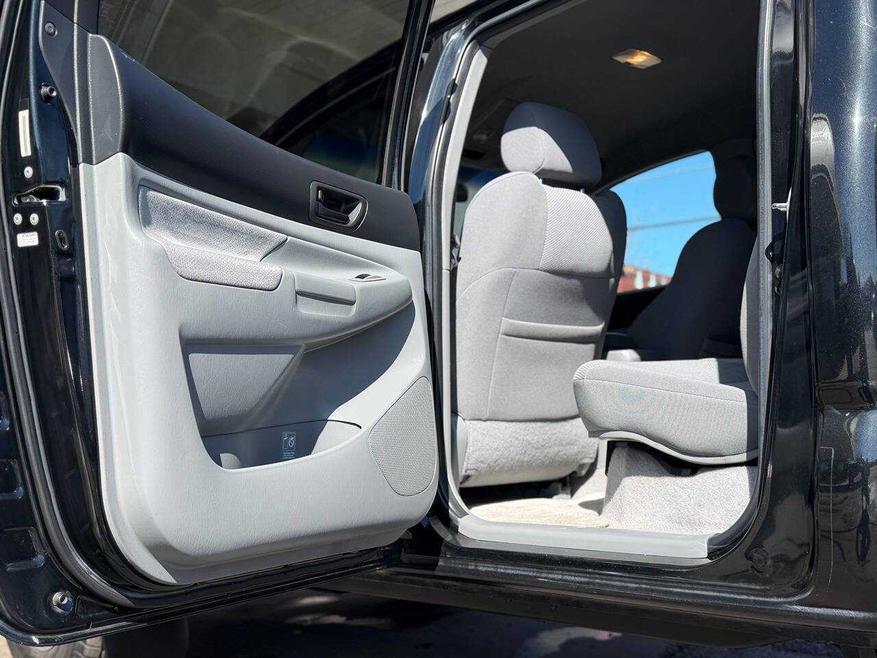 Used 2008 Toyota Tacoma PreRunner image 23