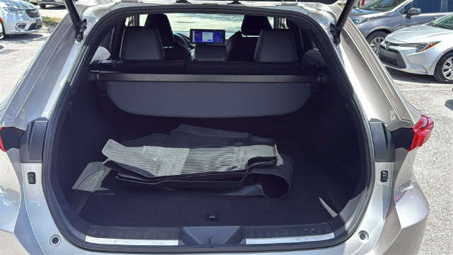 Certified 2023 Toyota Venza XLE AWD/4WD image 9