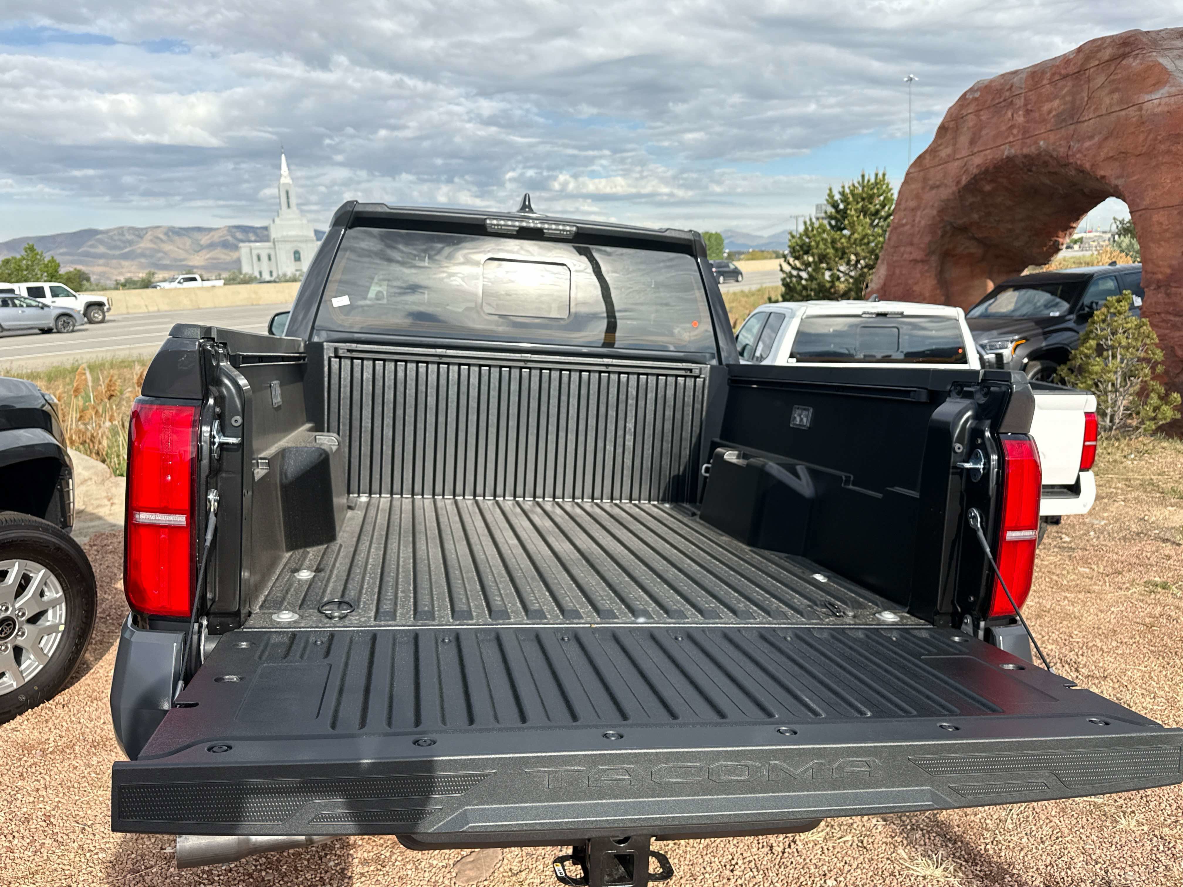 New 2026 Toyota Tacoma SR5 AWD/4WD image 11