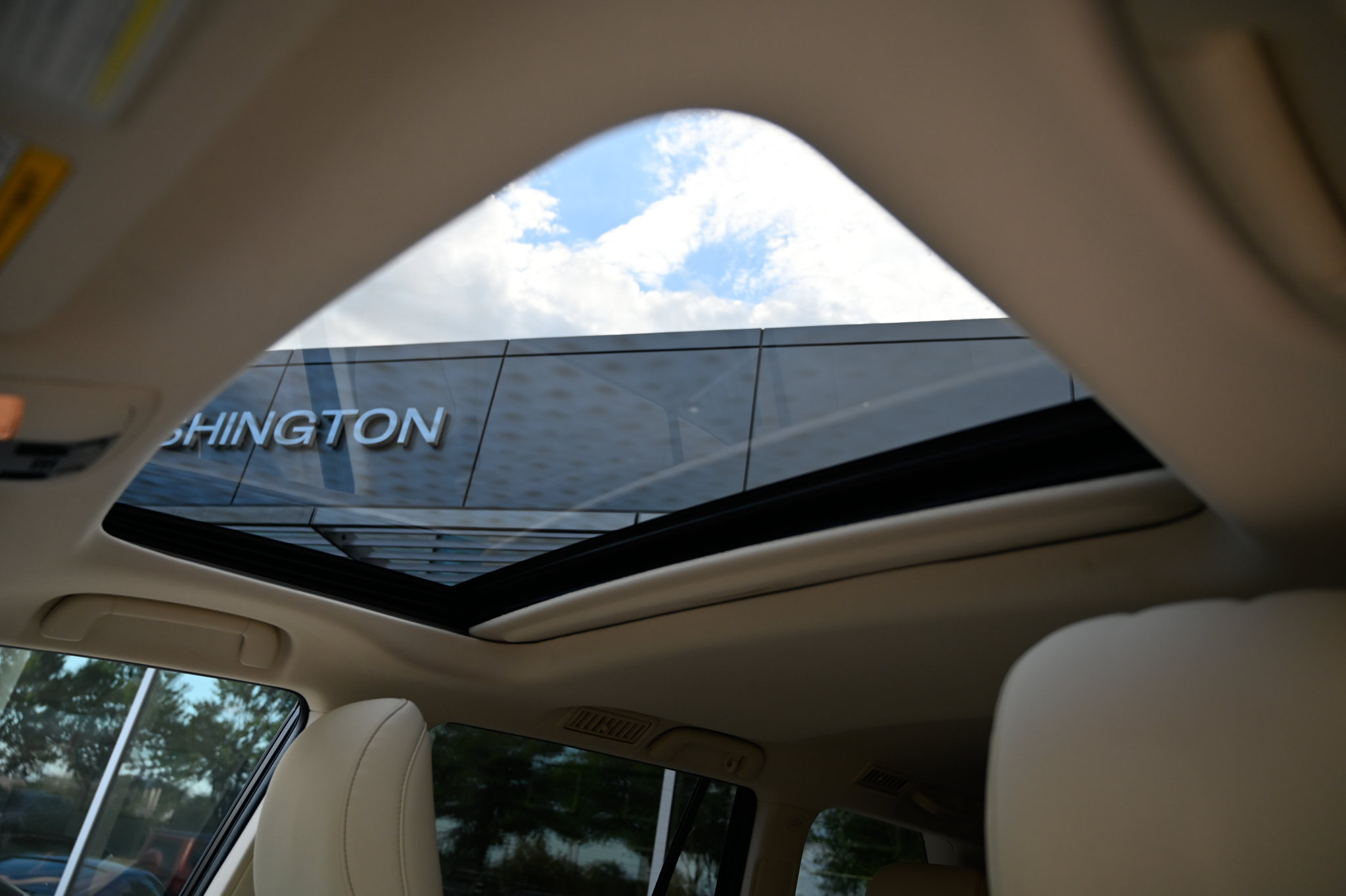 Used 2021 Lexus GX 460 Premium w/ Premium Package AWD/4WD image 33