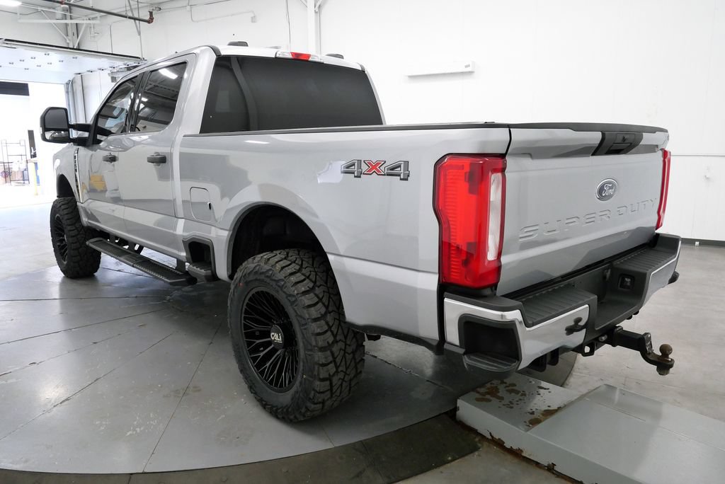 Used 2024 Ford F250 XLT AWD/4WD image 5