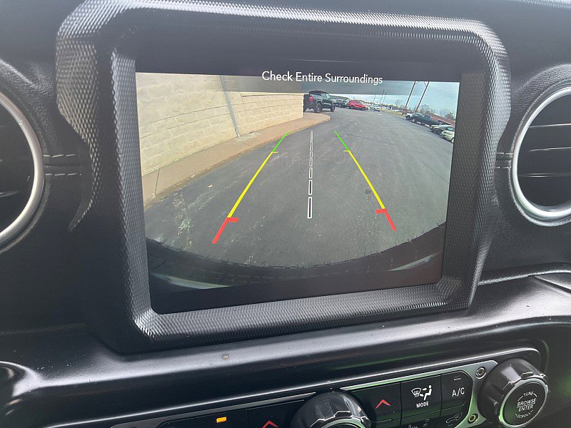 Used 2019 Jeep Wrangler Unlimited Sahara w/ Dual Top Group image 35