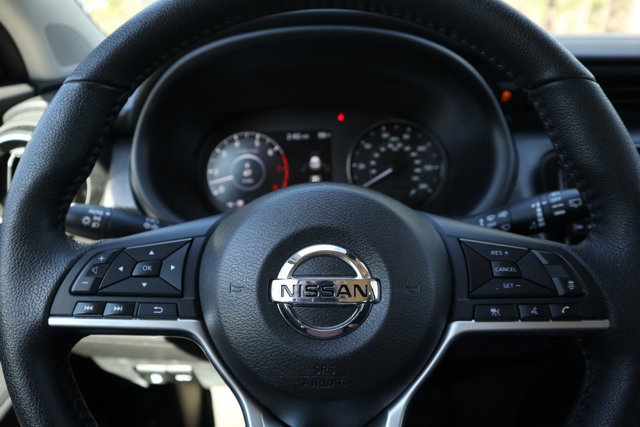 Used 2021 Nissan Kicks SV image 13