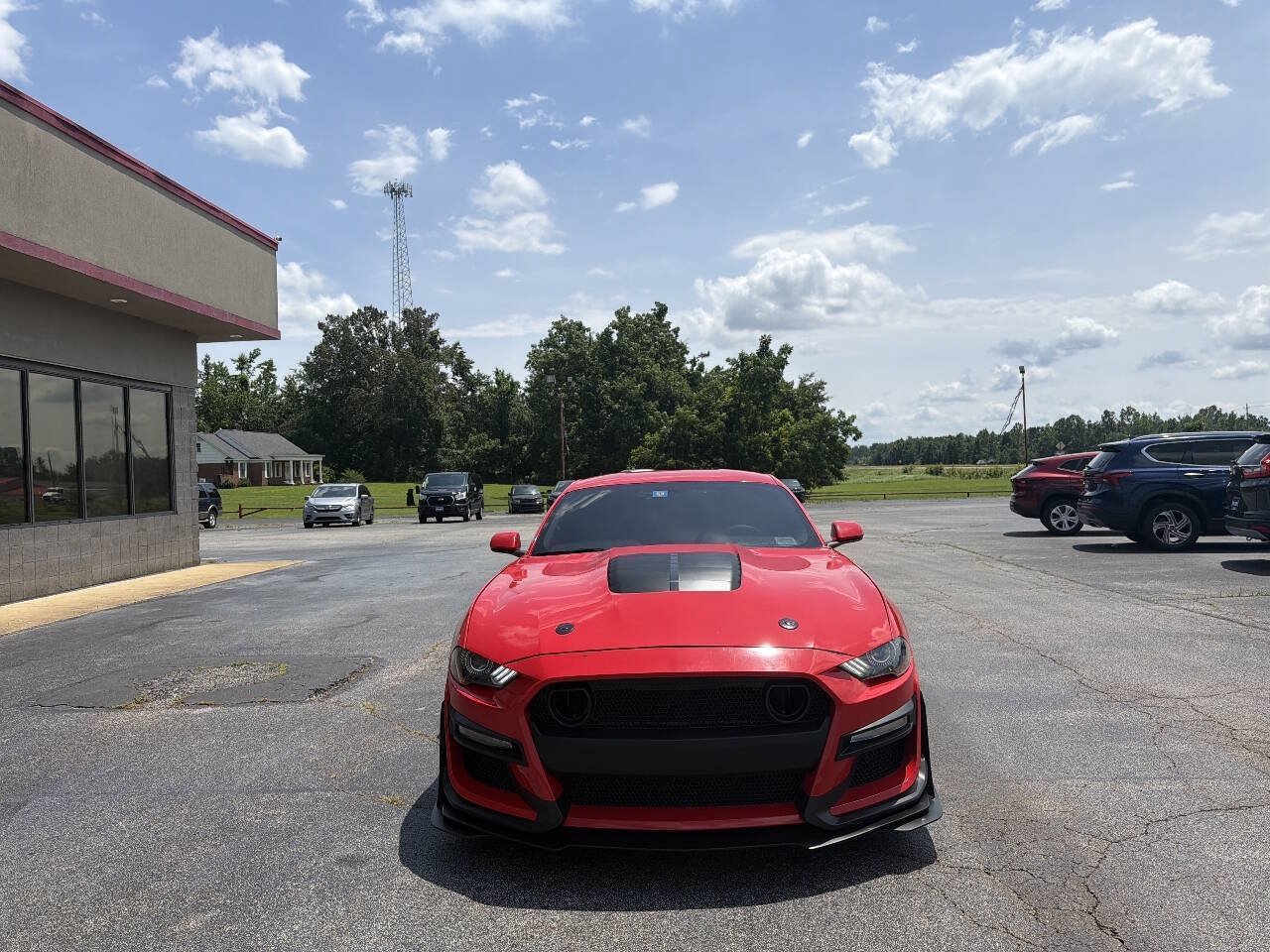 Used 2019 Ford Mustang Coupe RWD image 3