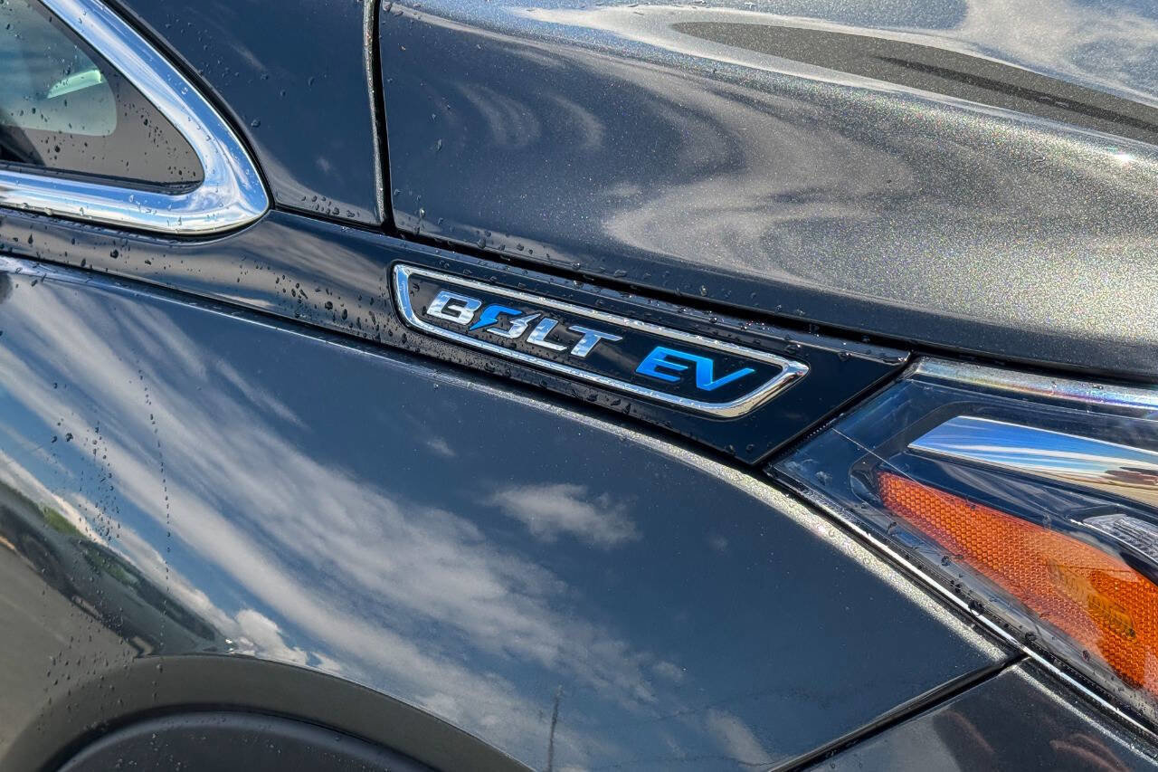 Used 2020 Chevrolet Bolt LT FWD image 10