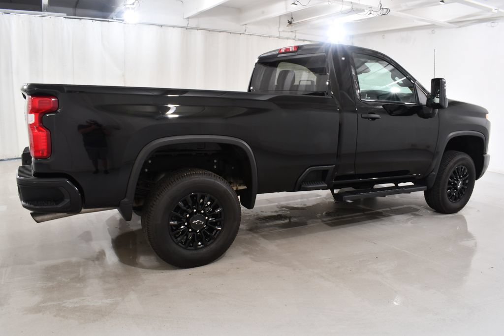 Used 2025 Chevrolet Silverado 3500 W/T AWD/4WD image 11
