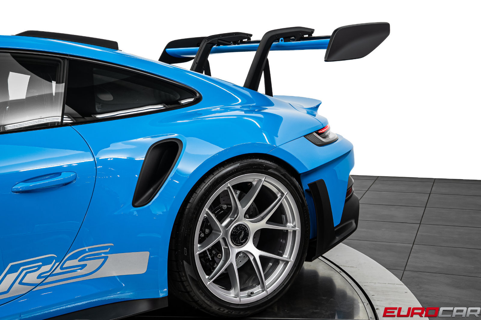 Used 2024 Porsche 911 GT3 RS RWD image 18
