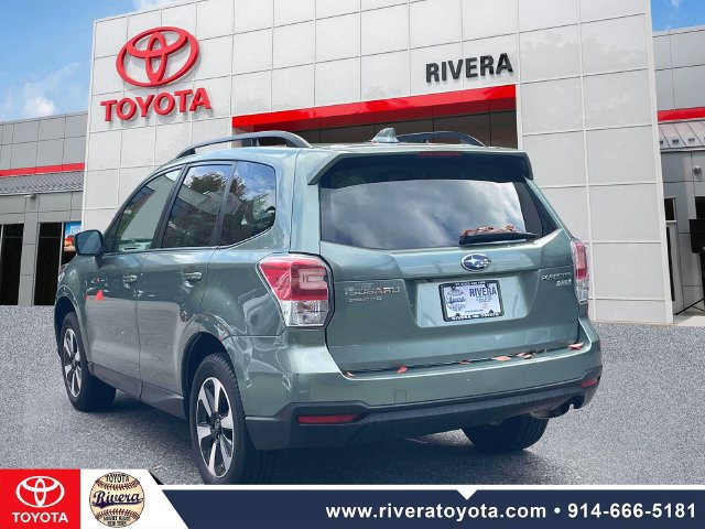 Used 2017 Subaru Forester 2.5i Premium w/ All-Weather Package AWD/4WD image 9