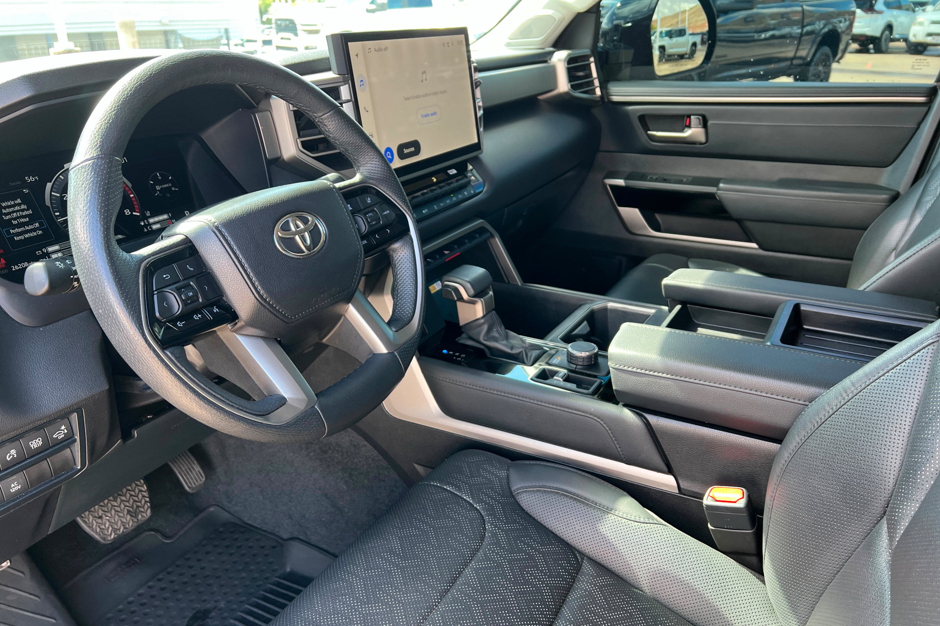 Used 2024 Toyota Tundra Limited AWD/4WD image 16