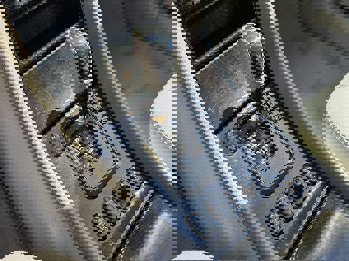 Used 2001 Mercedes-Benz CLK 430 Coupe image 25