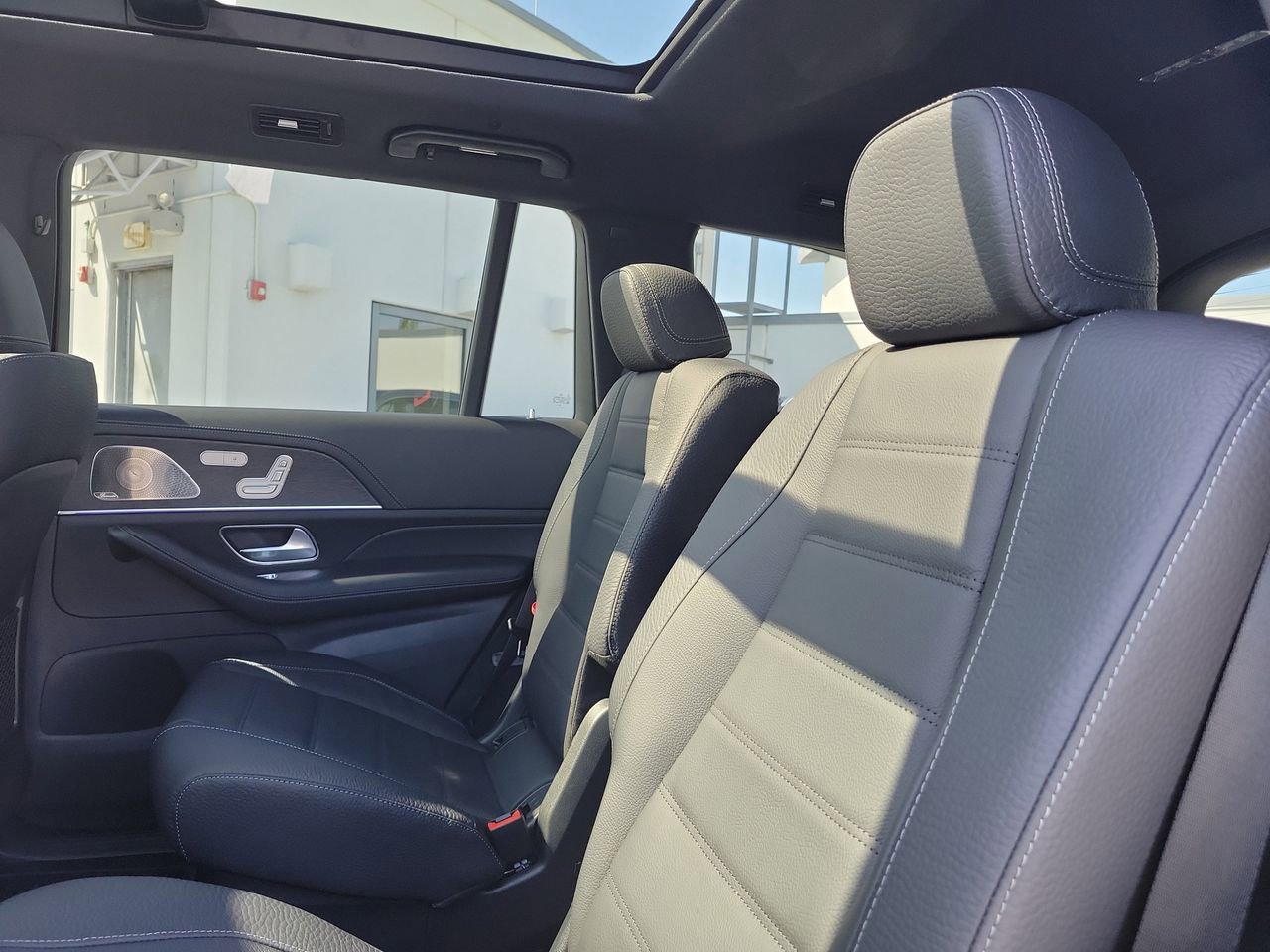 New 2026 Mercedes-Benz GLS 450 GLS 450 image 12