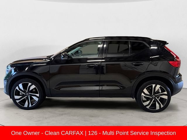 Used 2023 Volvo XC40 B5 Plus w/ Driver Assist Package AWD/4WD image 2