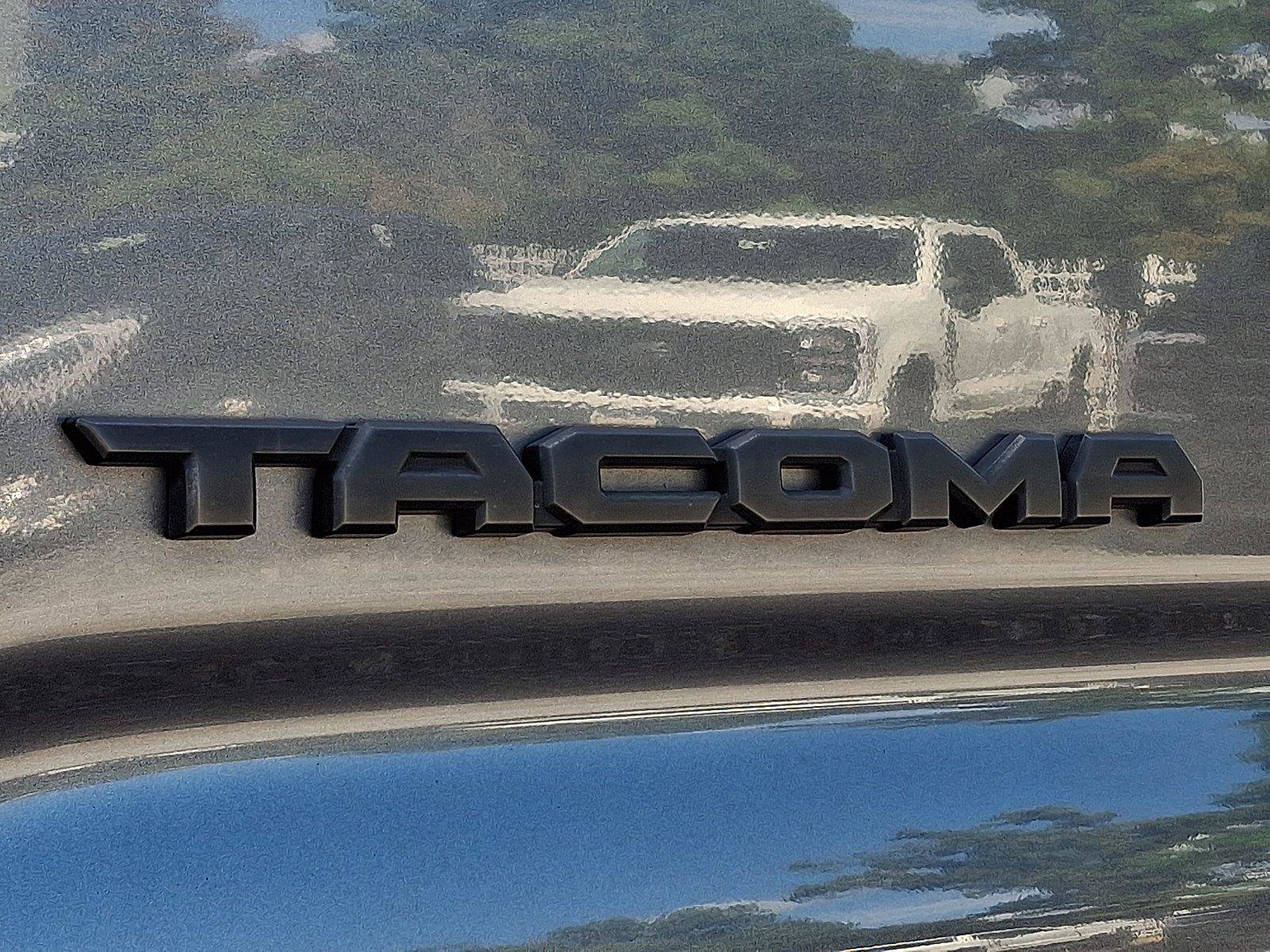 Used 2021 Toyota Tacoma SR5 AWD/4WD image 28