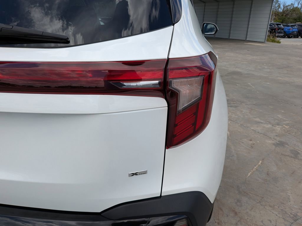 Certified 2024 Kia Seltos X-Line AWD/4WD image 11
