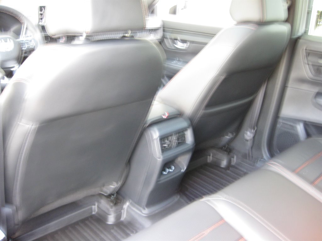 Used 2026 Honda CR-V Sport-L image 31